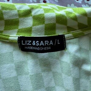 Liz & Sara Green Checkered Top